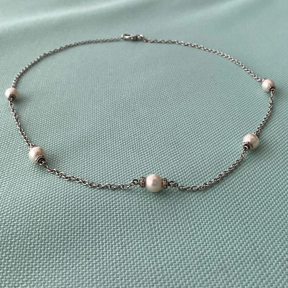 Diamond & Pearl Station 18k White Gold Necklace